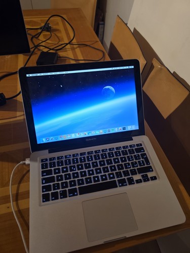 Apple macbook late 2008 - 13,3",